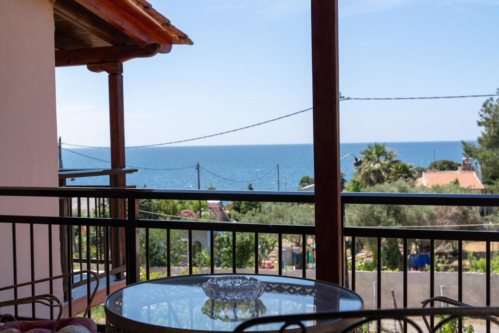 Papi'S Free Parking Villa Alexandroupoli Eksteriør billede